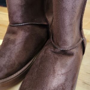 Fashionable Mid-Calf Warm Winter Boots